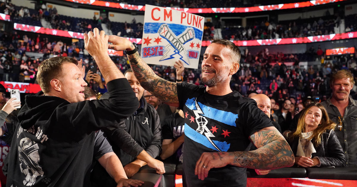 CM Punk Believed To Have Behavior Clause In New WWE Contract